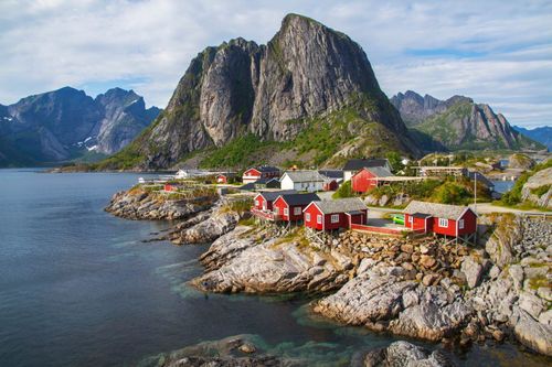 lofoten-Норвегия-shutterstock_1525653875